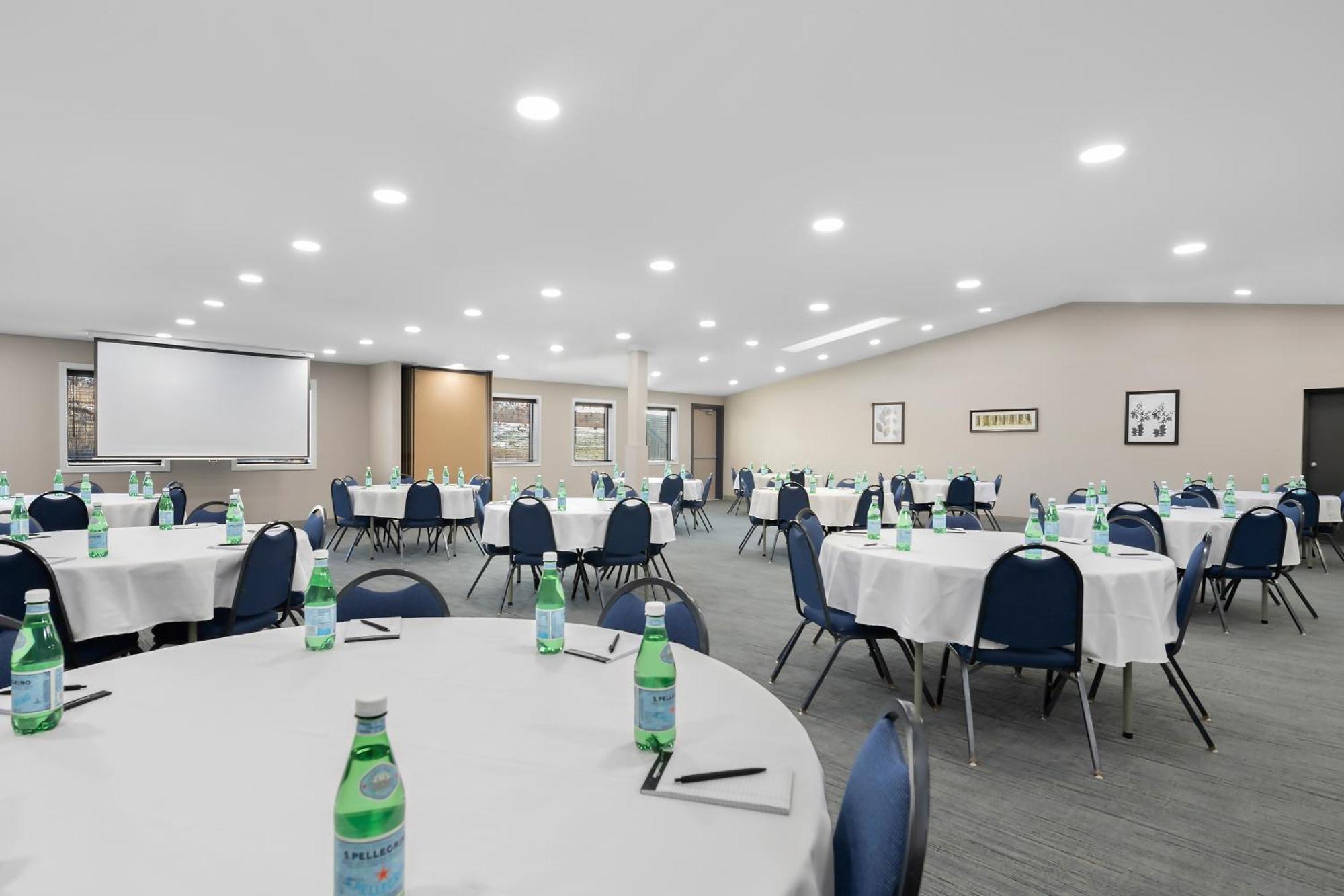 Country Inn & Suites By Radisson, Coon Rapids, Mn Exteriör bild